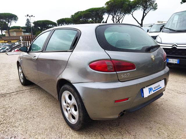 ALFA ROMEO 147 1.9jtm 120cv CLIMA STEREO FENDINEBBIA Immagine 3