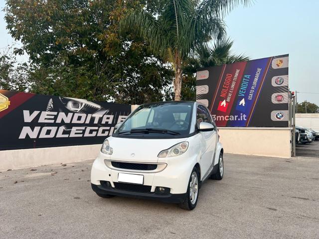 SMART ForTwo 1000 52 kW coupé pure Immagine 0