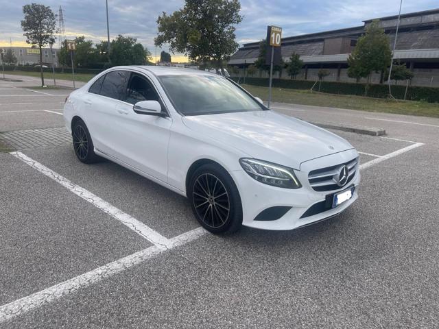 MERCEDES-BENZ C 220 d 4Matic Auto PREMIUM Immagine 4