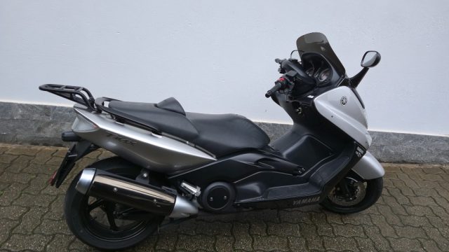 YAMAHA T-Max 500 2004 Immagine 1