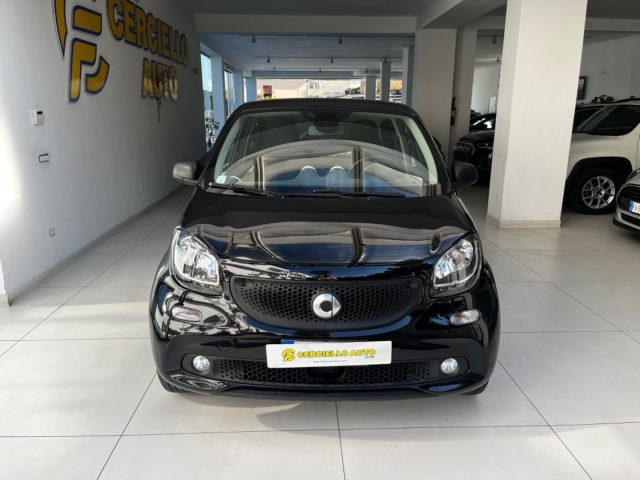 SMART ForFour 70 1.0 twinamic Youngster da ?179,00 mensili Immagine 1