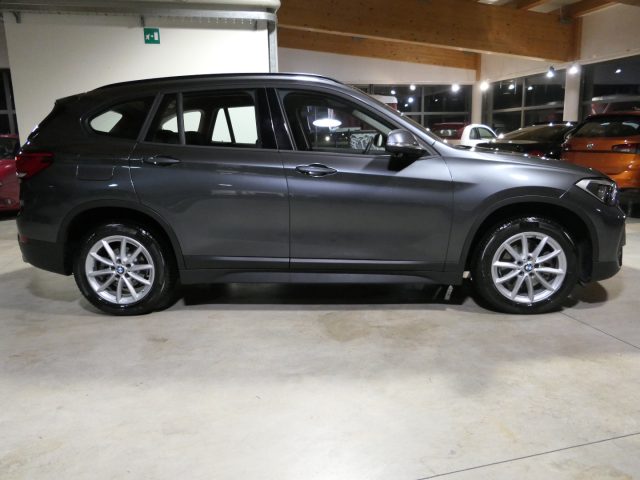 BMW X1 sDrive18d Business Advantage Immagine 2