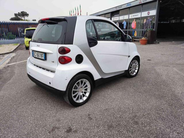 SMART ForTwo 800 40 kW coupé passion cdi ok neopatentati Immagine 3