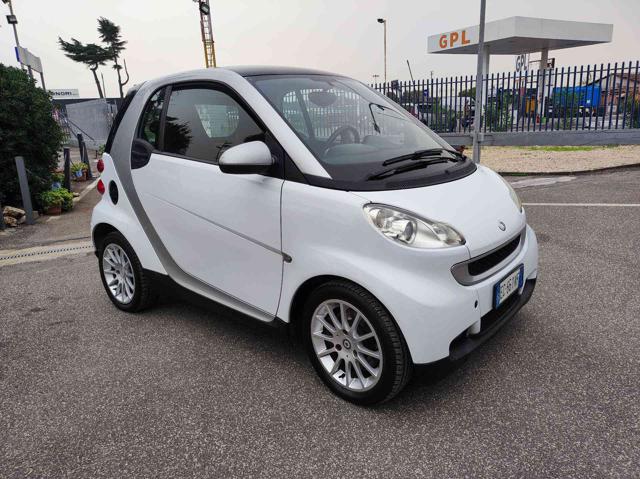 SMART ForTwo 800 40 kW coupé passion cdi ok neopatentati Immagine 4