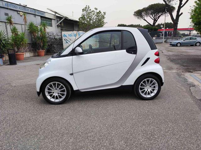 SMART ForTwo 800 40 kW coupé passion cdi ok neopatentati Immagine 1