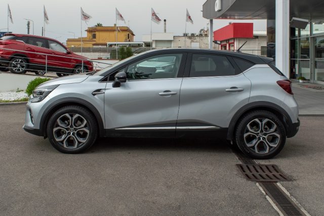 RENAULT Captur Full Hybrid E-Tech 145 CV Intens Immagine 3