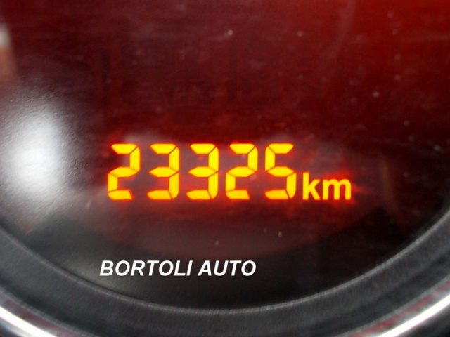 FIAT 500 1.0 HYBRID 23.000 KM CONNECT IDONEA NEOPATENTATI Immagine 4