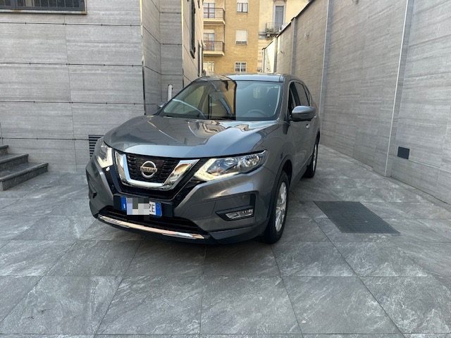 NISSAN X-Trail 2.0 dCi 2WD X-Tronic Business Immagine 1