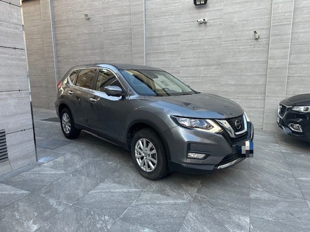 NISSAN X-Trail 2.0 dCi 2WD X-Tronic Business Immagine 2