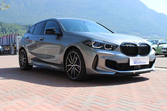 BMW M135 i xDrive M Performance-SEDILI M Immagine 3