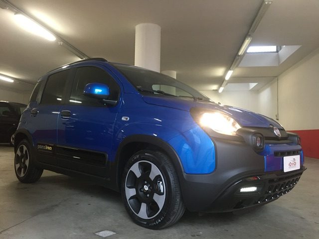 FIAT Panda 1.0 Hybrid Pandina Cross Immagine 3