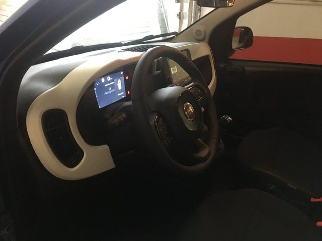 FIAT Panda 1.0 Hybrid Pandina Cross Immagine 4