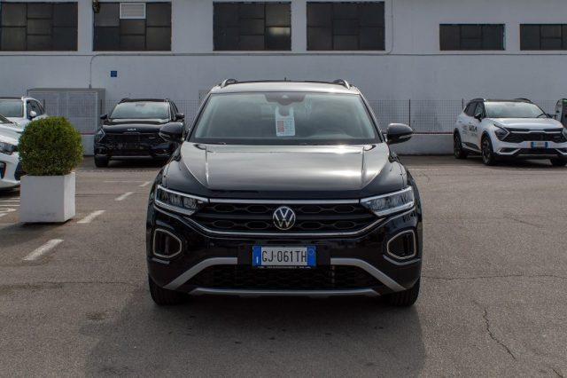 VOLKSWAGEN T-Roc 1.0 TSI Life Immagine 1