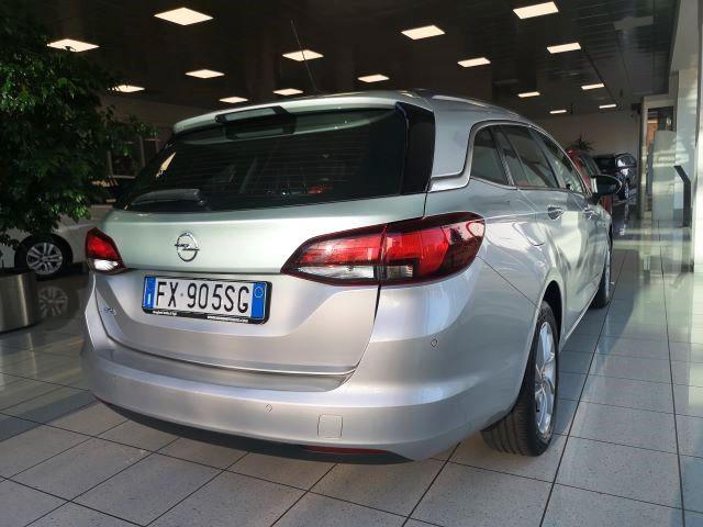 OPEL Astra 1.6 CDTi 136CV AT6. Sports Tourer Business Immagine 3