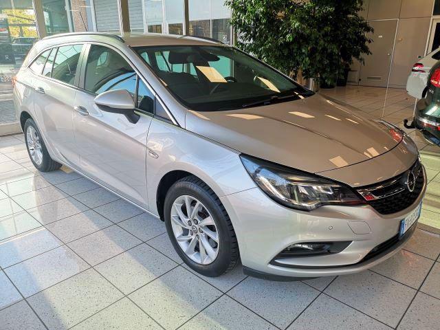 OPEL Astra 1.6 CDTi 136CV AT6. Sports Tourer Business Immagine 2