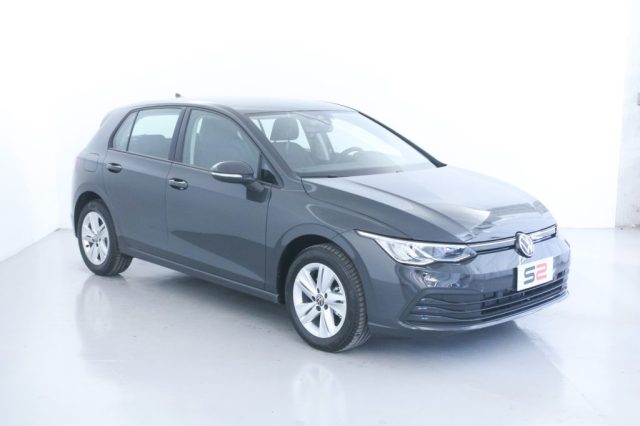 VOLKSWAGEN Golf 2.0 TDI 150 CV DSG SCR Life Navigatore Immagine 3