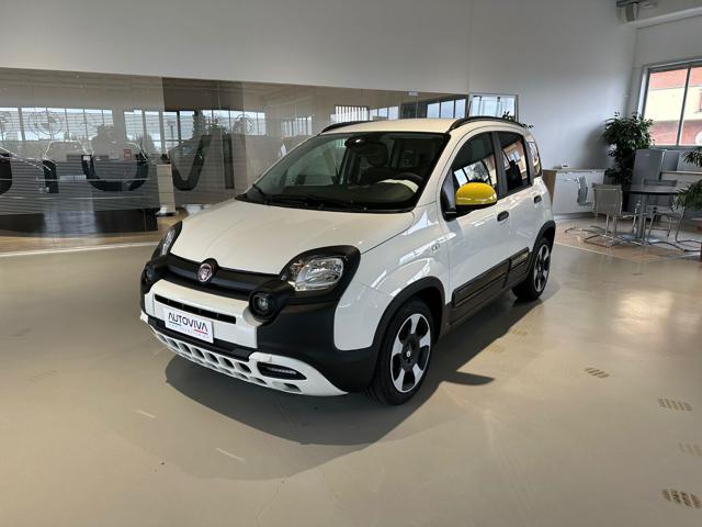 FIAT Panda 1.0 FireFly S&S Hybrid Pandina Immagine 0