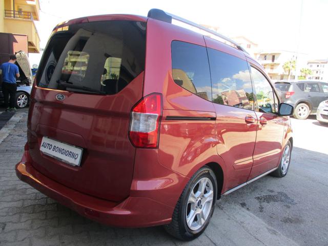 FORD Tourneo Courier 1.5 TDCI 75 CV Titanium Immagine 4