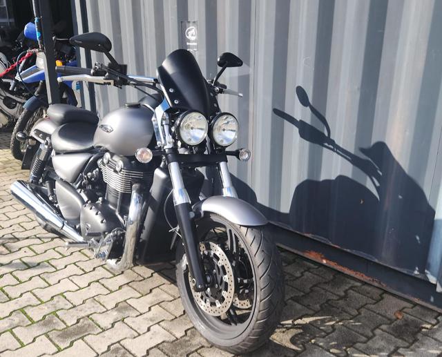 TRIUMPH Thunderbird Storm ABS Immagine 2