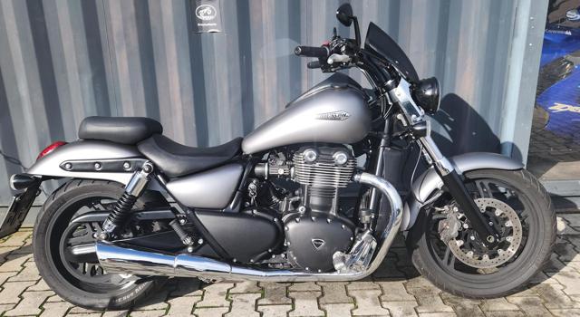 TRIUMPH Thunderbird Storm ABS Immagine 0