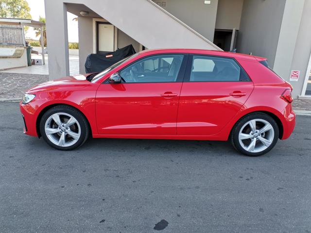 AUDI A1 30 TFSI S tronic Immagine 1