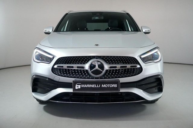 MERCEDES-BENZ GLA 200 D AUTOMATIC 4MATIC PREMIUM Immagine 2