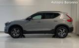 VOLVO XC40 B3 automatico Plus Dark