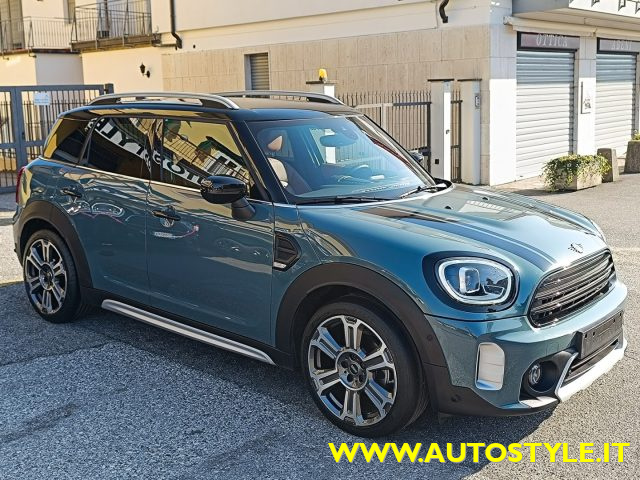 MINI Countryman Cooper D ALL4 2.0 150Cv STEPTRONIC/AUTOMATICA 4x4 Immagine 3