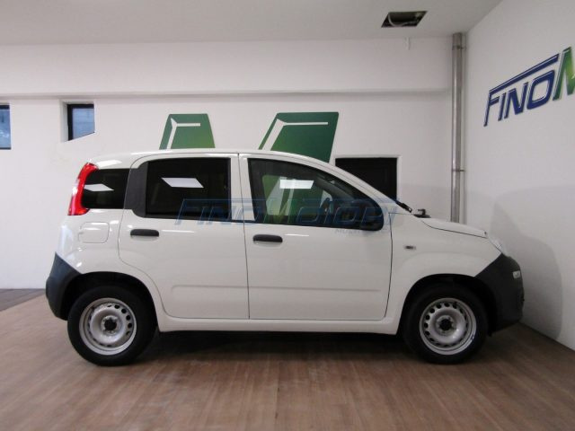 FIAT Panda 1.0 GSE S&S Hybrid Pop Van 2 posti Immagine 4