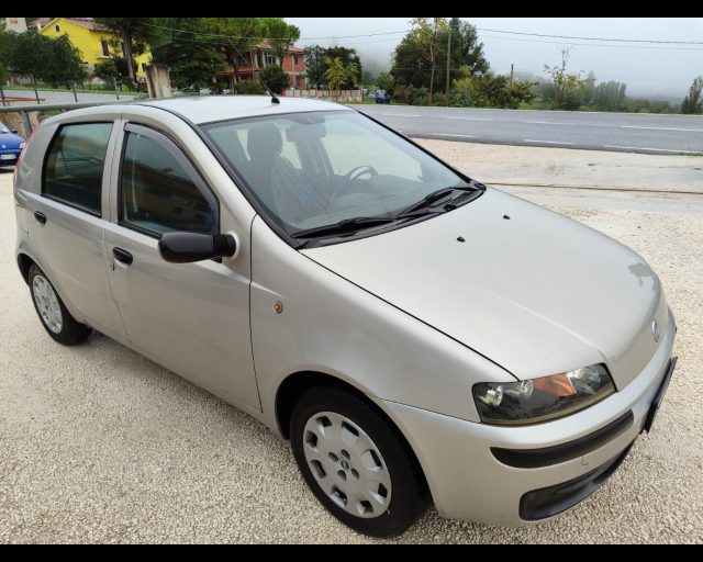 FIAT Punto 1.2i cat 5 porte ELX Immagine 0