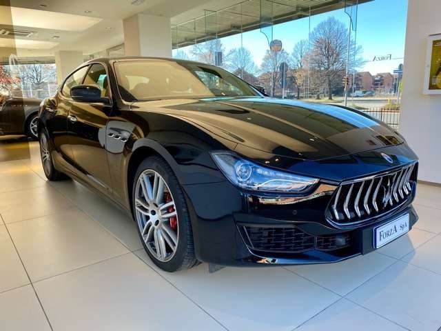 MASERATI Ghibli 3.0 V6 Diesel 250 CV my19 Immagine 2