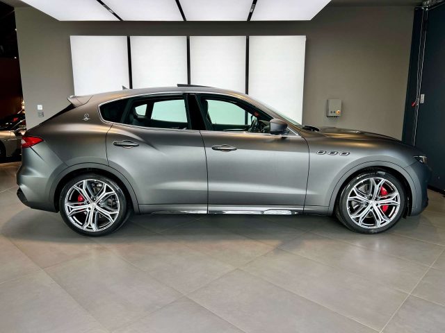 MASERATI Levante Levante 3.8 V8 Trofeo 580cv auto Immagine 4