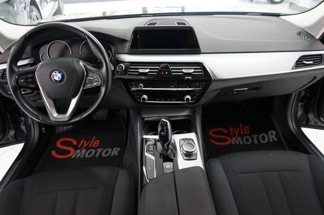 BMW 520 d aut. Business Ufficiale Tagliandata Uniprop. Immagine 4