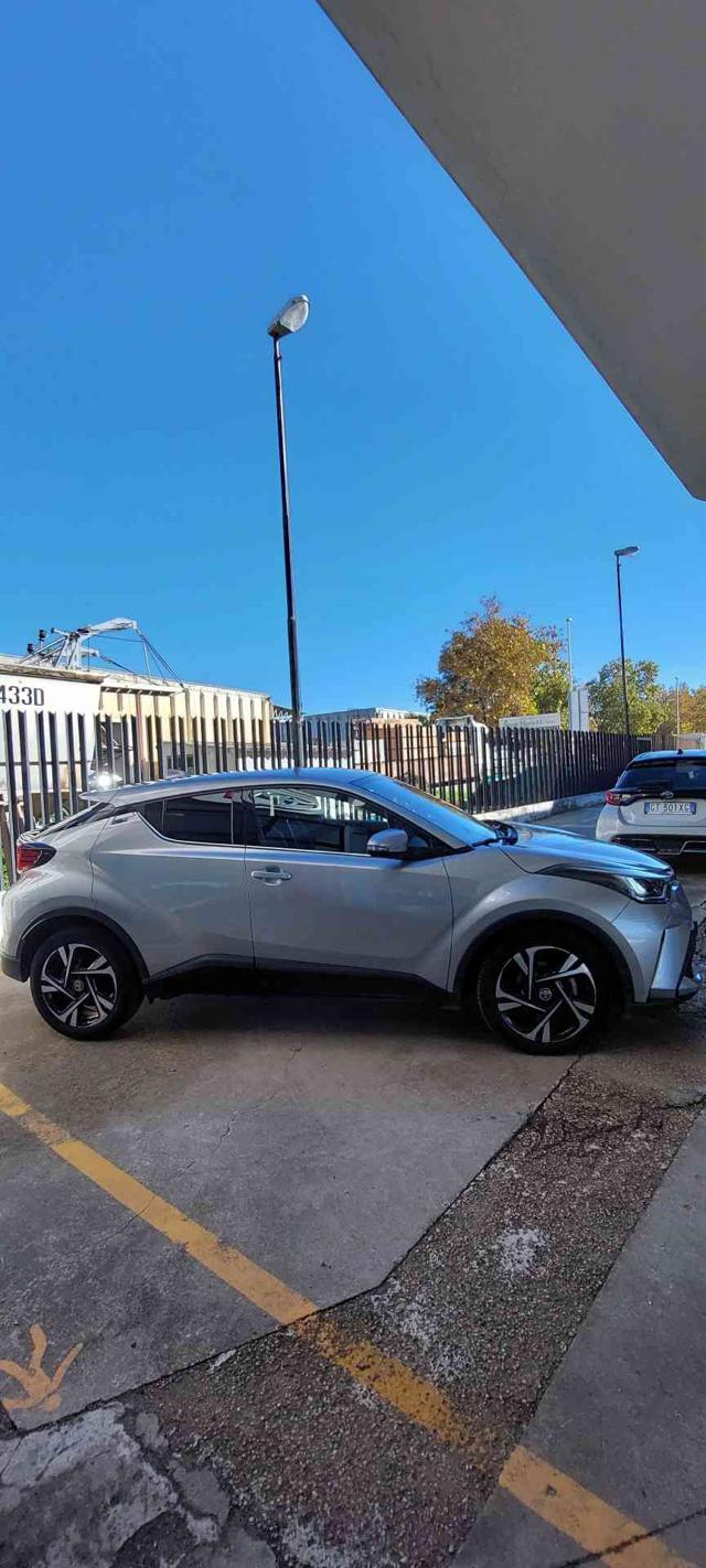 TOYOTA C-HR 1.8 Hybrid E-CVT Trend Immagine 3