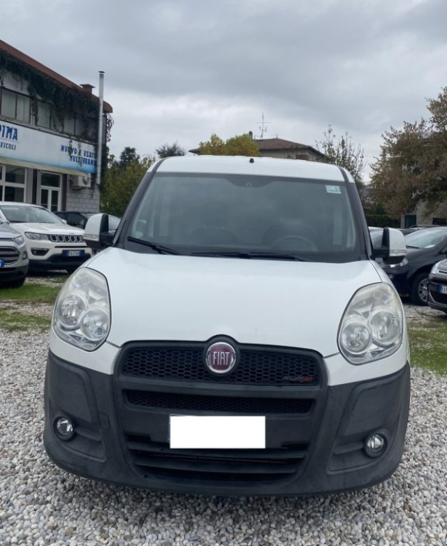 FIAT Doblo Doblò 1.6 MJT 105CV PL-TN Cargo Maxi Lamierato Immagine 1