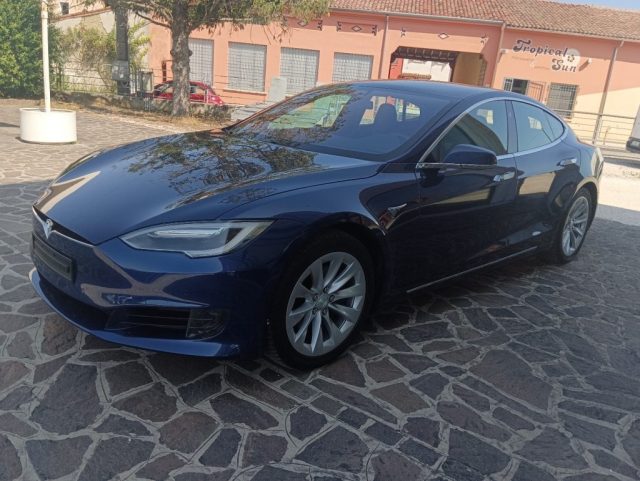 TESLA Model S 75kWh Business Economy Immagine 1