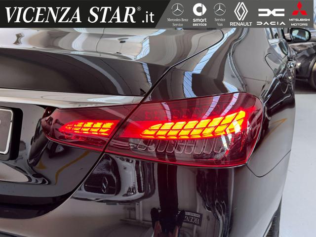 MERCEDES-BENZ E 200 d SPORT Immagine 3