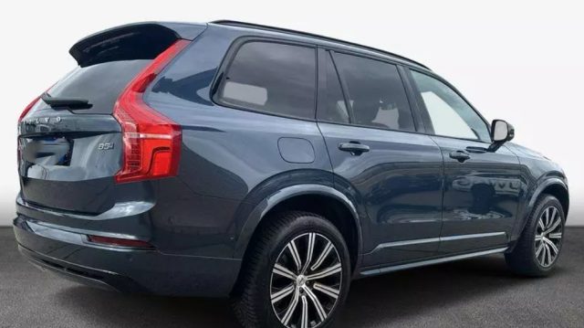 VOLVO XC90 B5 (d) AWD automatico 7 posti Plus Dark Tetto Ap. Immagine 3