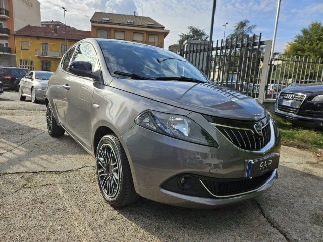 LANCIA Ypsilon 1.0 FireFly 5 porte S&S Hybrid Ecochic Silver Immagine 2