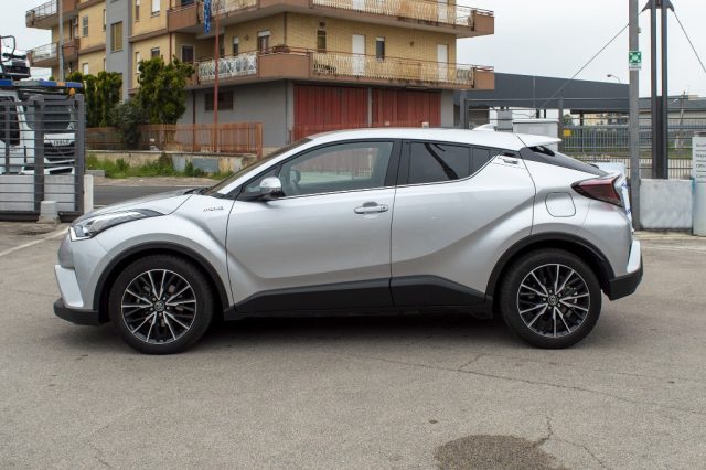 TOYOTA C-HR 1.8 Hybrid E-CVT Style+ Immagine 3