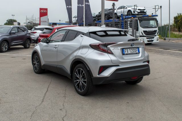 TOYOTA C-HR 1.8 Hybrid E-CVT Style+ Immagine 4