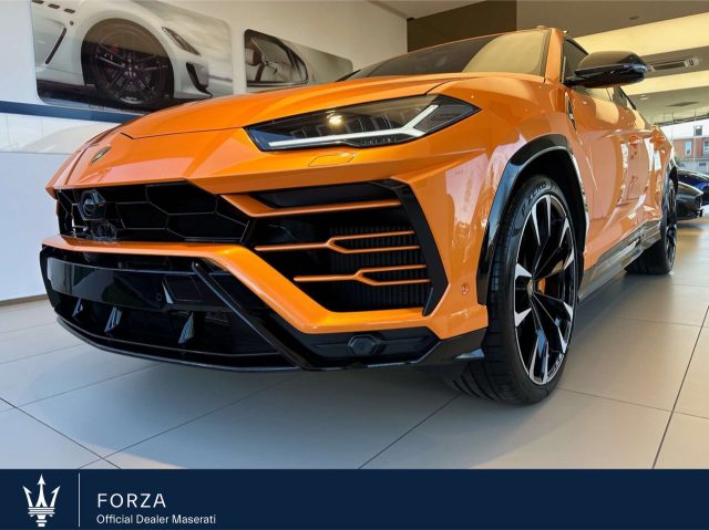 LAMBORGHINI Urus PEARL CAPSULE Immagine 0