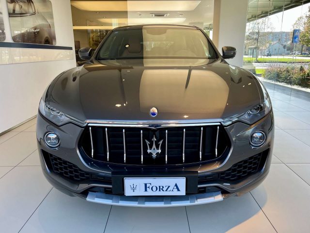 MASERATI Levante 3.0 V6 275cv auto Immagine 1