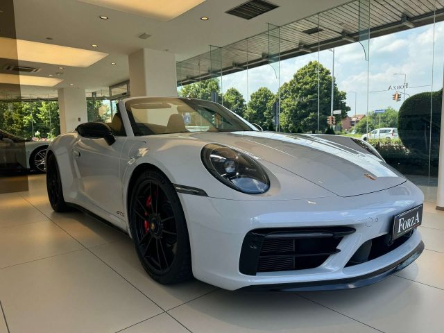 PORSCHE 992 911 Cabrio 3.0 Carrera 4 GTS auto Immagine 2