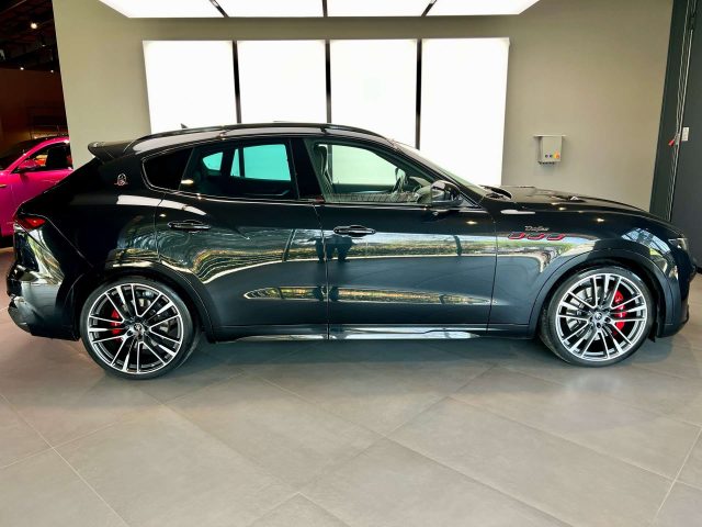 MASERATI Levante 3.8 V8 Trofeo 580cv auto Immagine 4