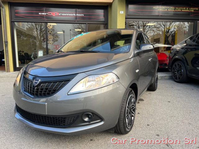 LANCIA Ypsilon 1.0 FireFly 5 porte S&S Hybrid Oro Immagine 0