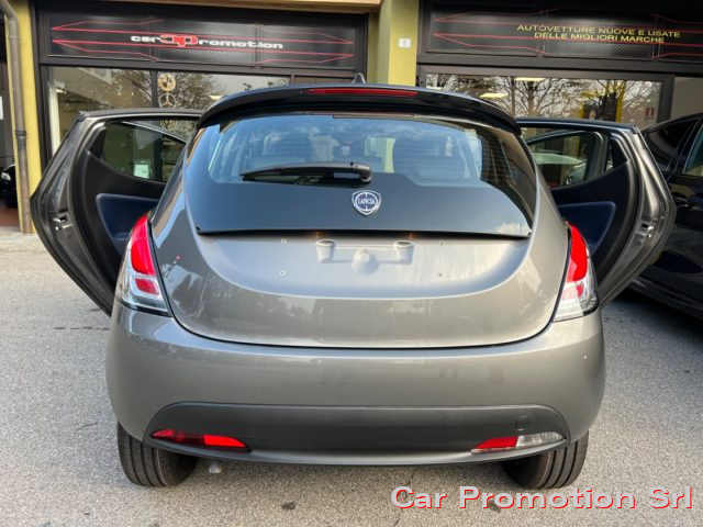 LANCIA Ypsilon 1.0 FireFly 5 porte S&S Hybrid Oro Immagine 4