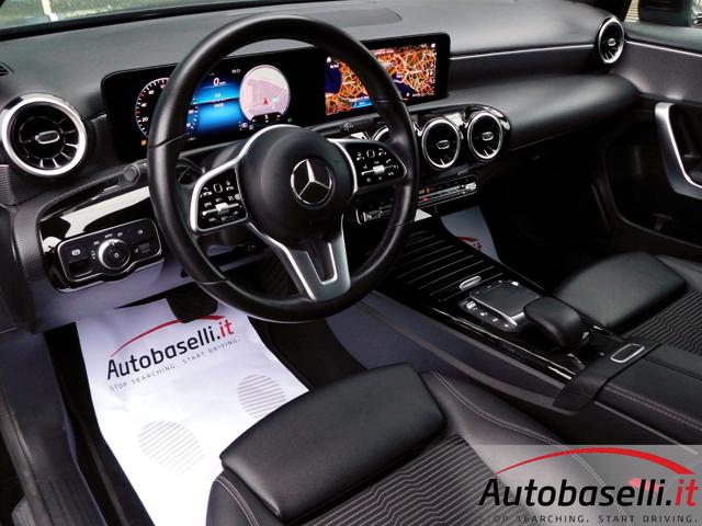 MERCEDES-BENZ A 180 D SPORT AUTOMATICA 8G-DCT - TECH PACK Immagine 1