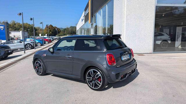 MINI John Cooper Works 2.0 John Cooper Works Hype Immagine 1