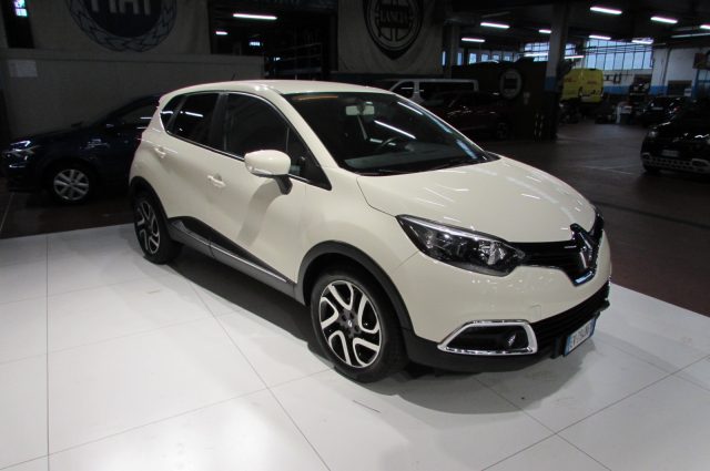 RENAULT Captur 0.9 TCe 12V 90 CV Start&Stop LIVE Immagine 1